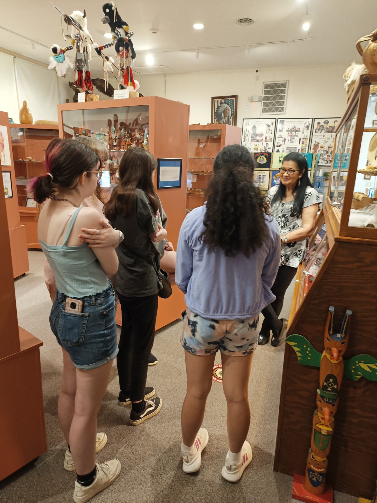 Scouts visiting the Nanticoke Indian Museum